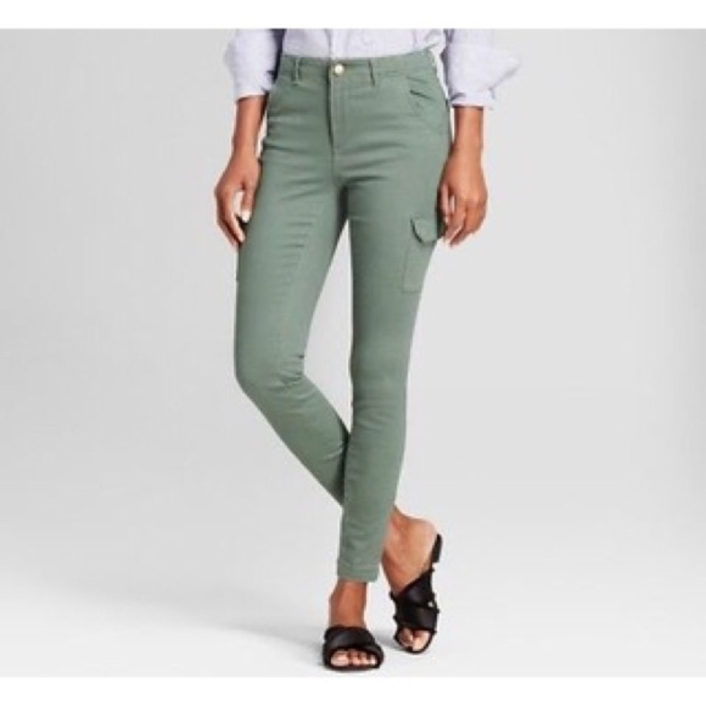 Women's Skinny Chino Pants